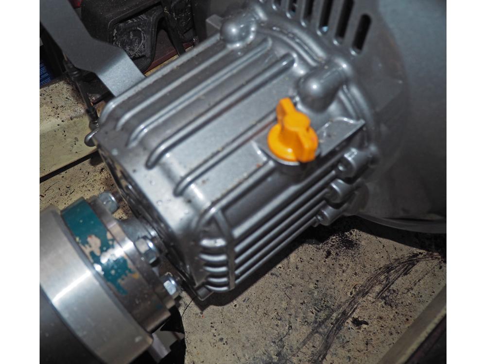  Motor